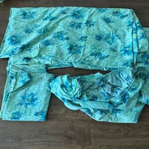 Sheet Set - Waterlilies by Cuddledown, Queen set